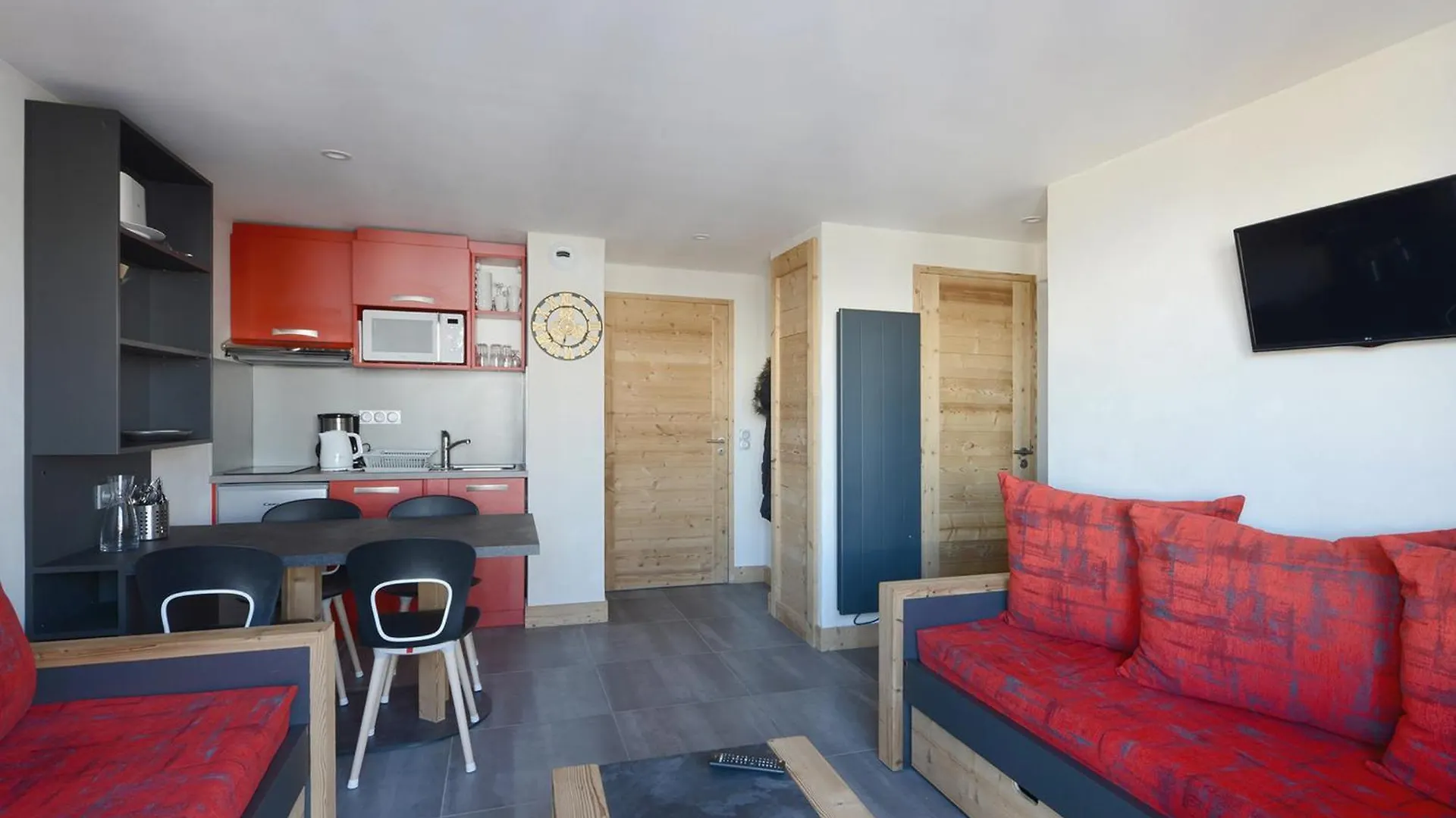 Appartement Renove 2 Pieces Pour 5 Pers. - Parking Exterieur Gratuit, Wifi, Espace Bien-Etre - Fr-1-181-1962 La Plagne-Tarentaise 法国
